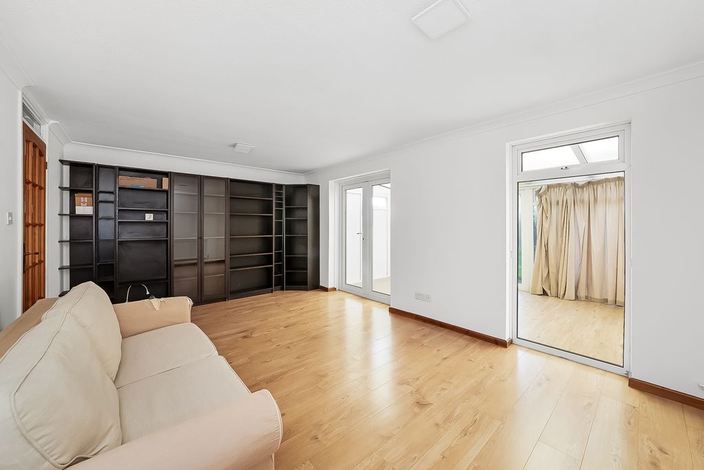 Property photo 2 of 16 Img_5381-1