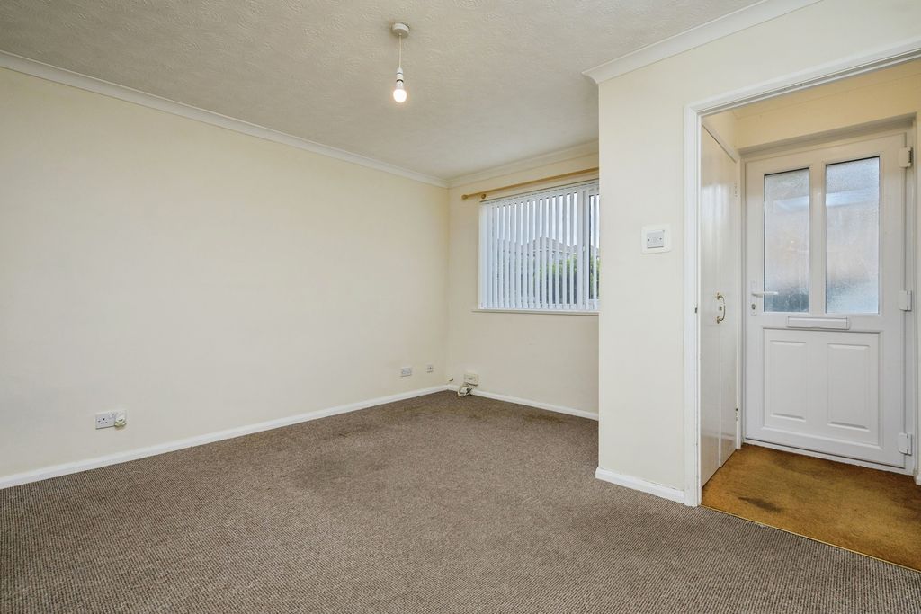 Property photo 3 of 23 Pbox-Img.Jpg