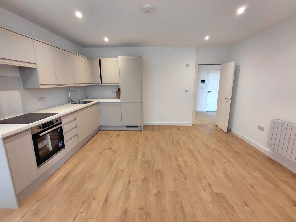 Property photo 1 of 10 Picture No. 04