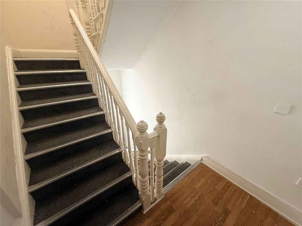 Additional image 6 of 17 bed flat for salePenkett Road, Wallasey, Merseyside CH45