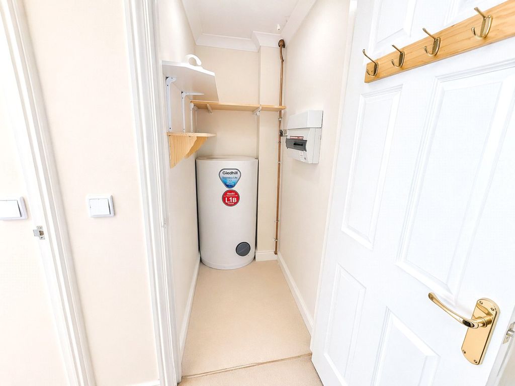 Property photo 3 of 11 Picture 3