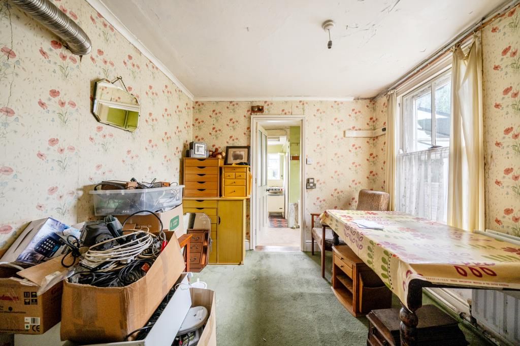 Property photo 3 of 19 Dining Room