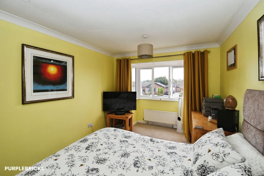 Property photo 2 of 30