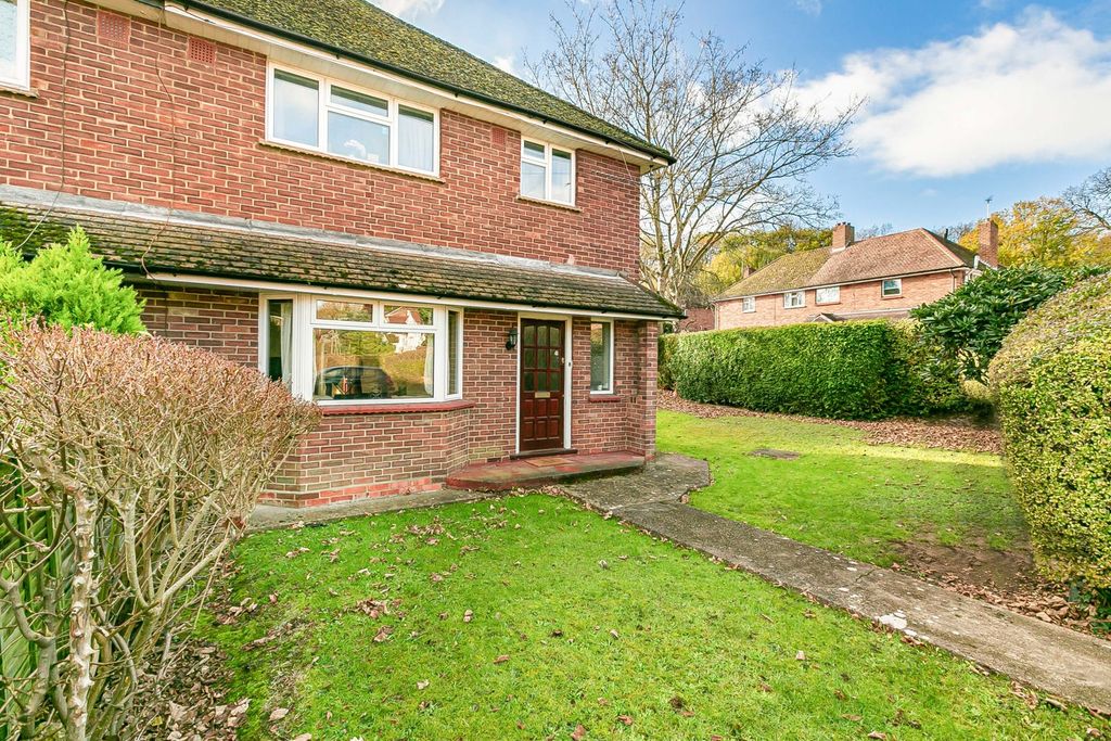 Ripley Avenue, Egham, Surrey TW20, 3 bed semi-detached house for sale ...