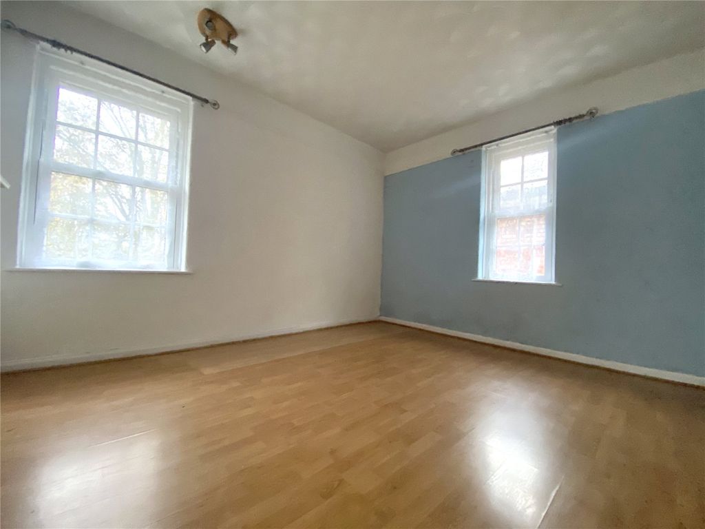 Property photo 3 of 14 Picture No. 08