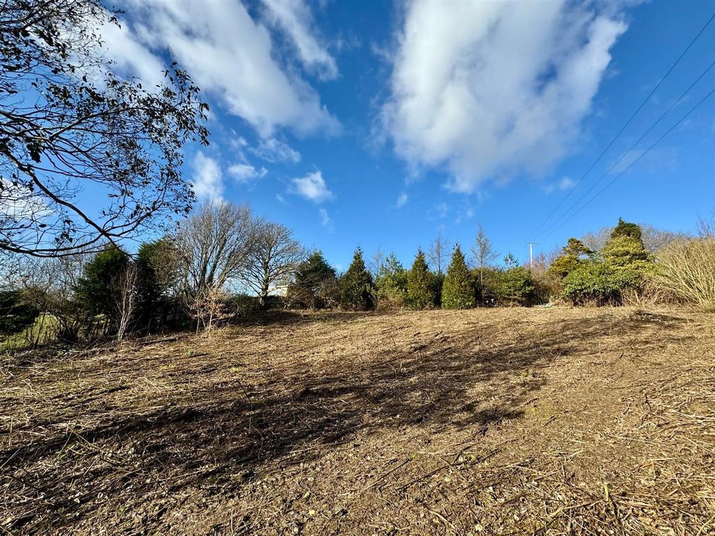 Property photo 1 of 8 12.Jpg