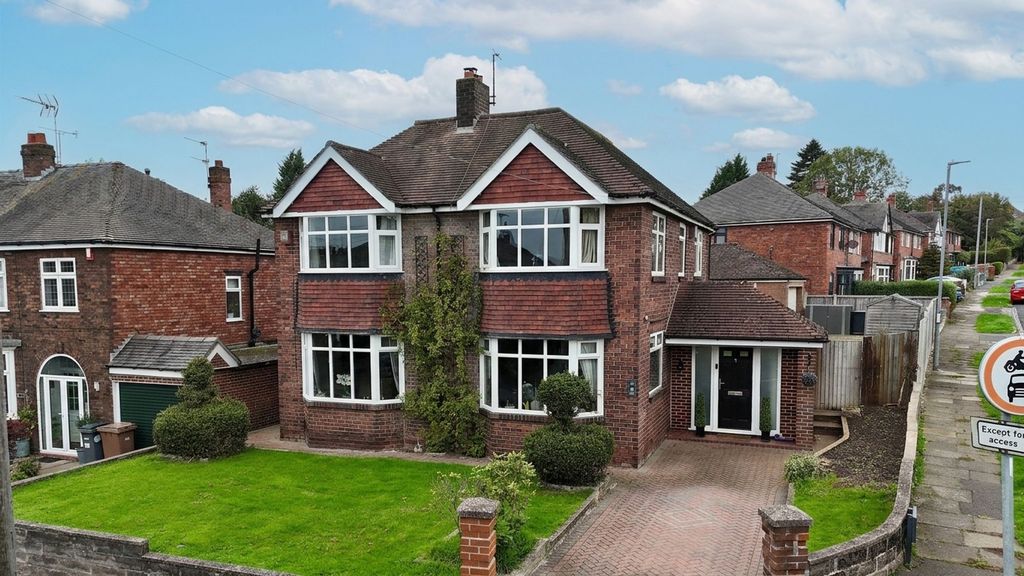 Property photo 1 of 28