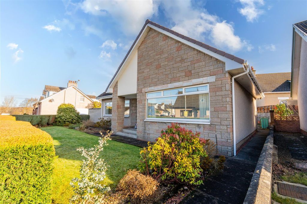 Property photo 2 of 18 Front.External.3.Jpg