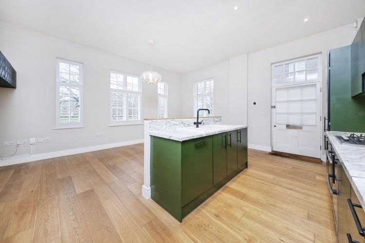 Property photo 3 of 10 Dscf4775-Edit