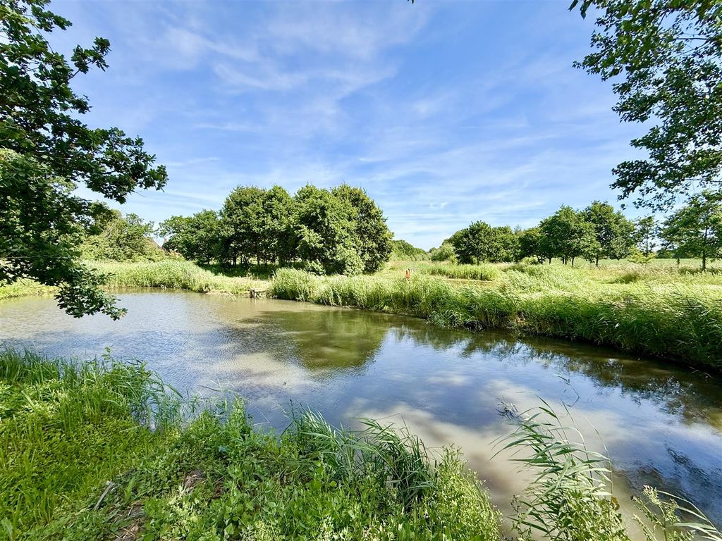 Property photo 3 of 24 Town Green Ponds