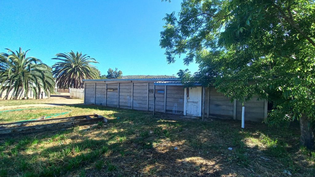 Property photo 2 of 16 1Sr1657445