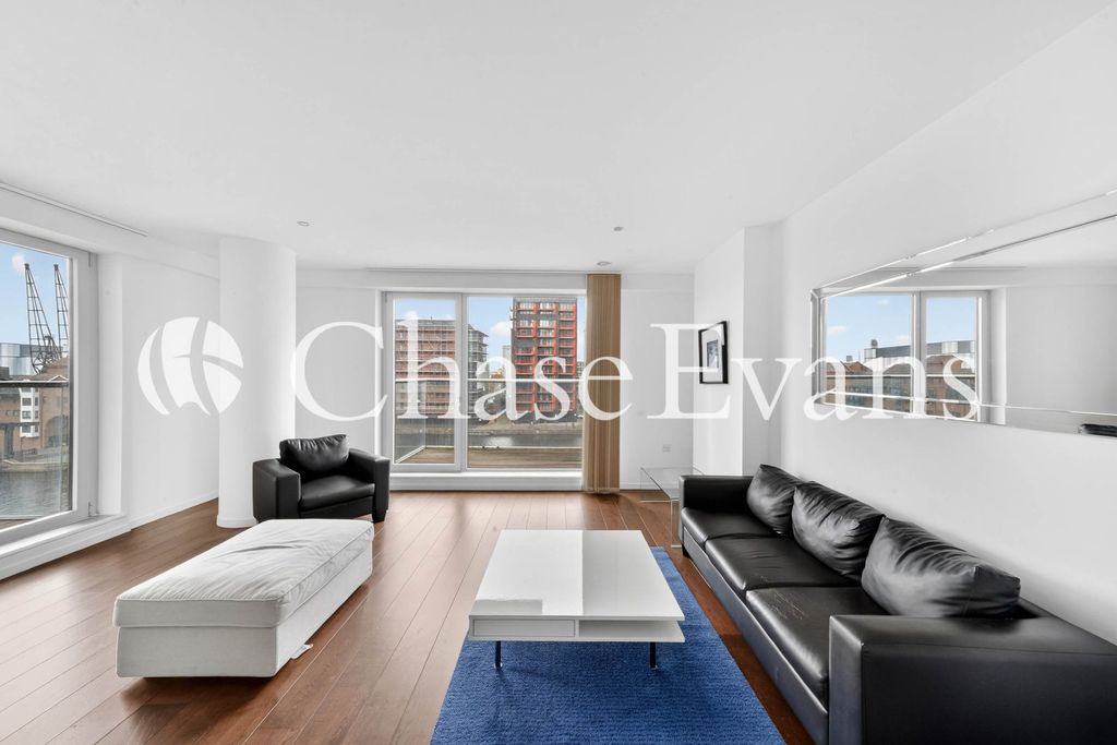 Property photo 1 of 16 Living