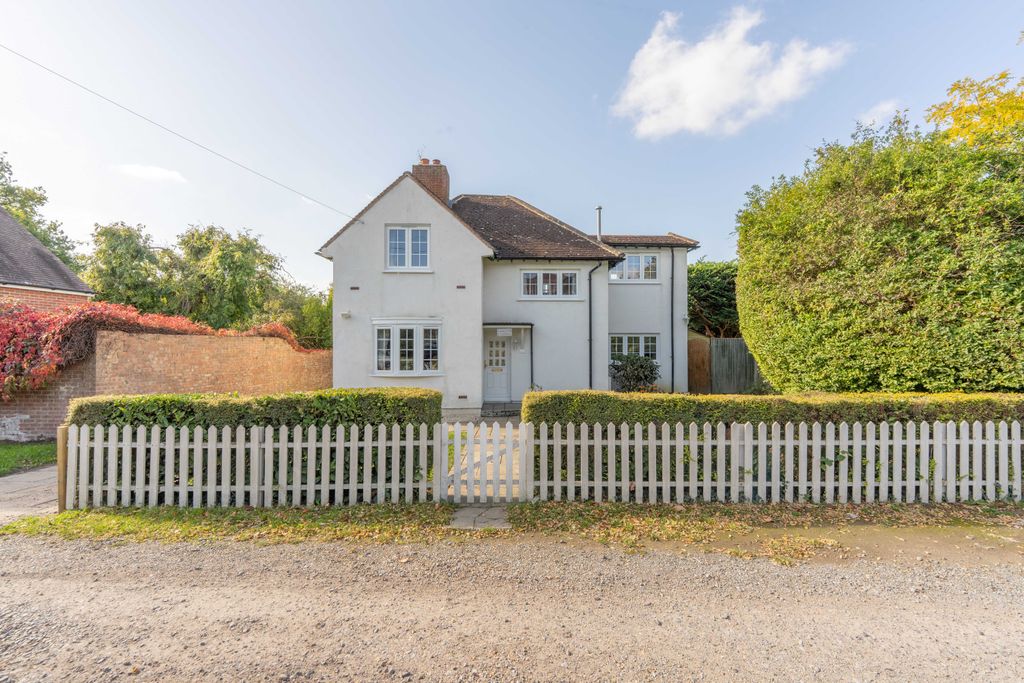 Property photo 2 of 24