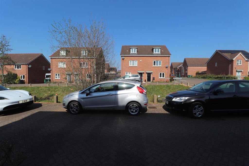 Property photo 1 of 12 Img_6441.Jpg