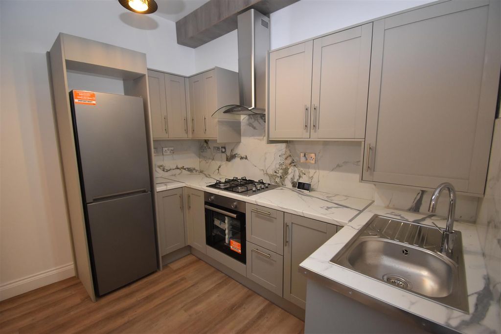 Property photo 2 of 8 Dsc_0002.Jpg