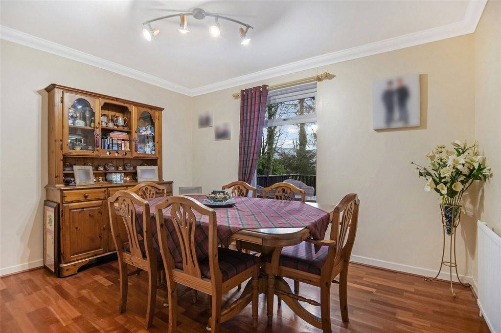 Property photo 3 of 22 Dining Room