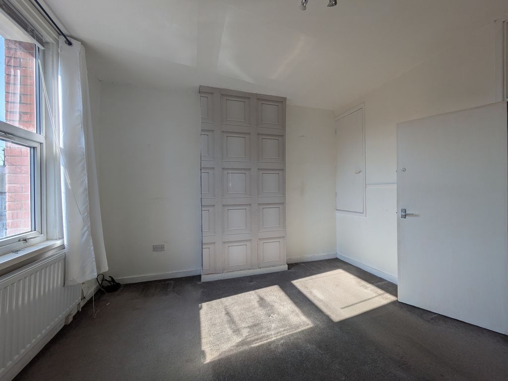 Property photo 2 of 12 Photo 2