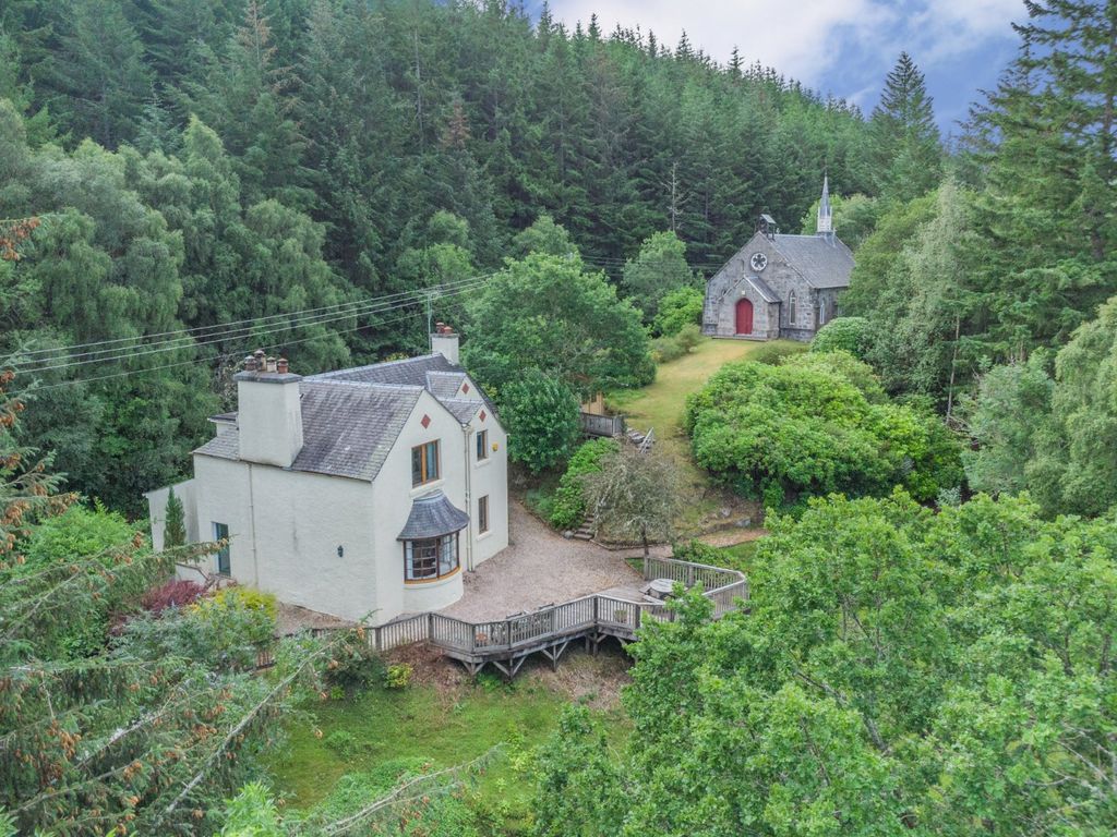 Property photo 1 of 35 The Manse, Foyers