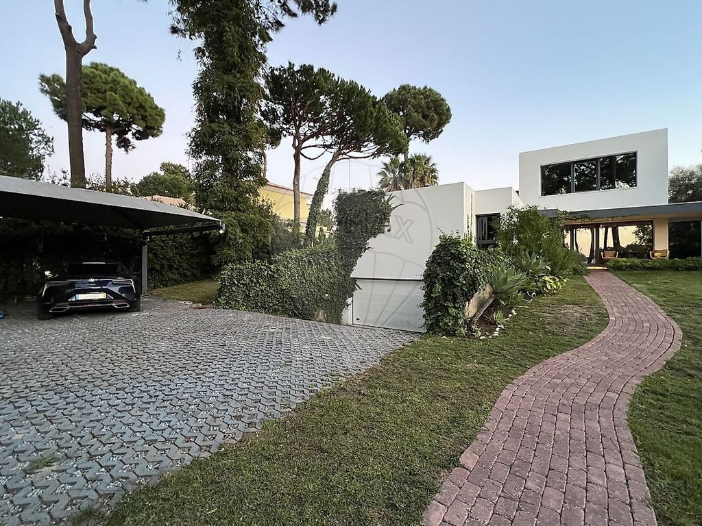 Property photo 3 of 49