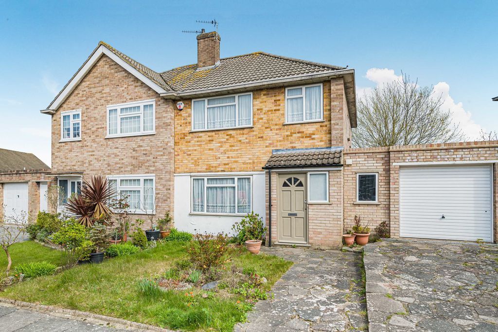 Property photo 1 of 22 External