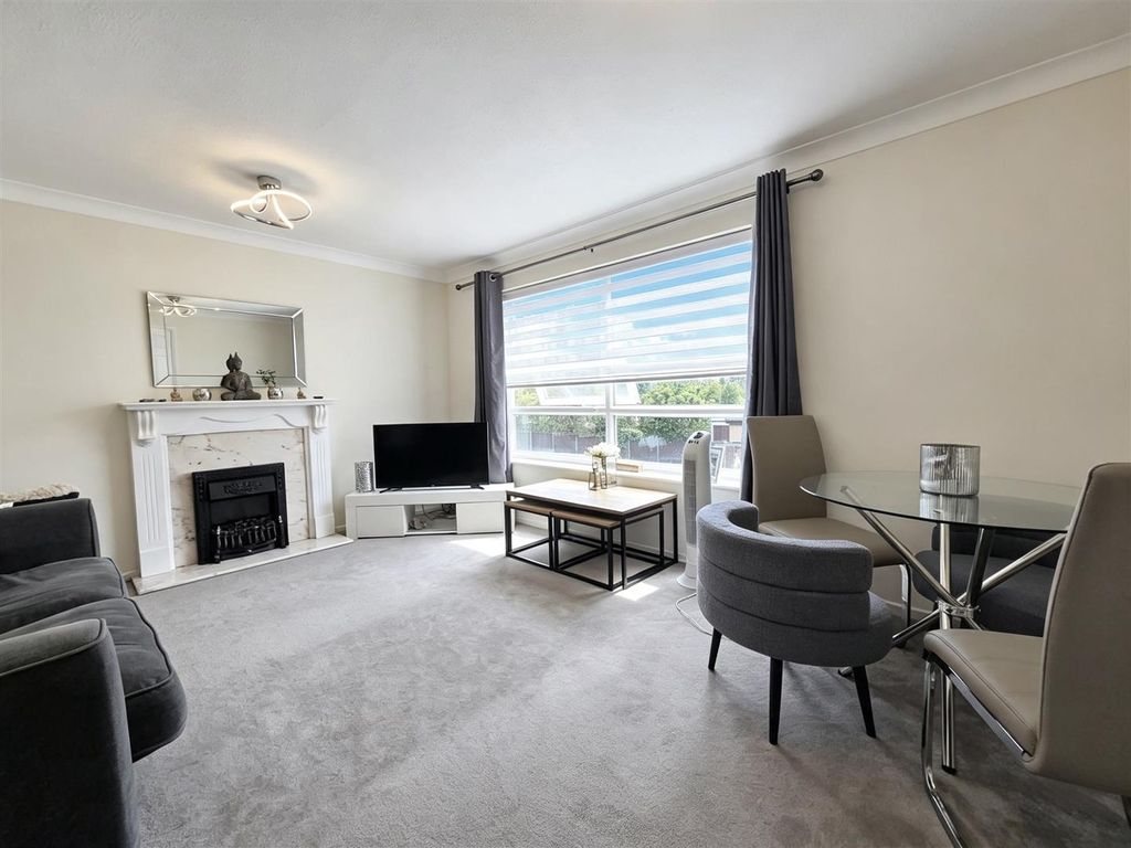 Property photo 1 of 8 9Aa70118-0389-4A4B-86E1-04693B185Da6.Jpg