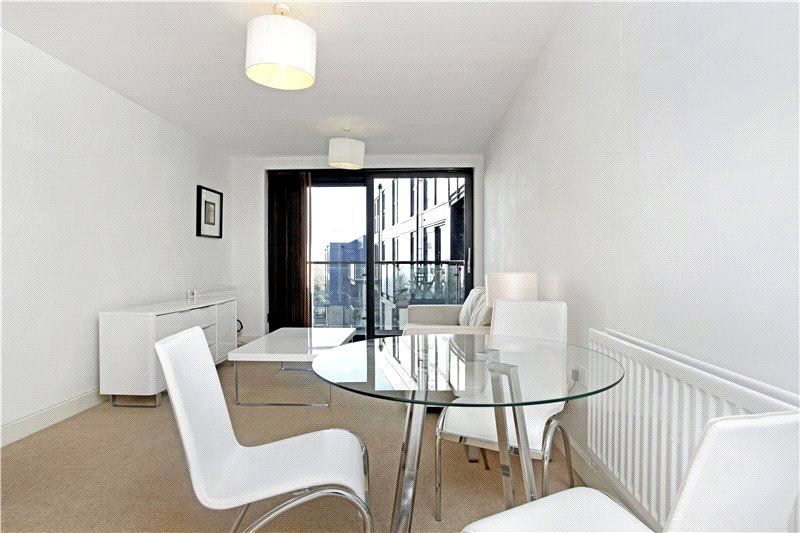 Property photo 3 of 8 Picture No. 24