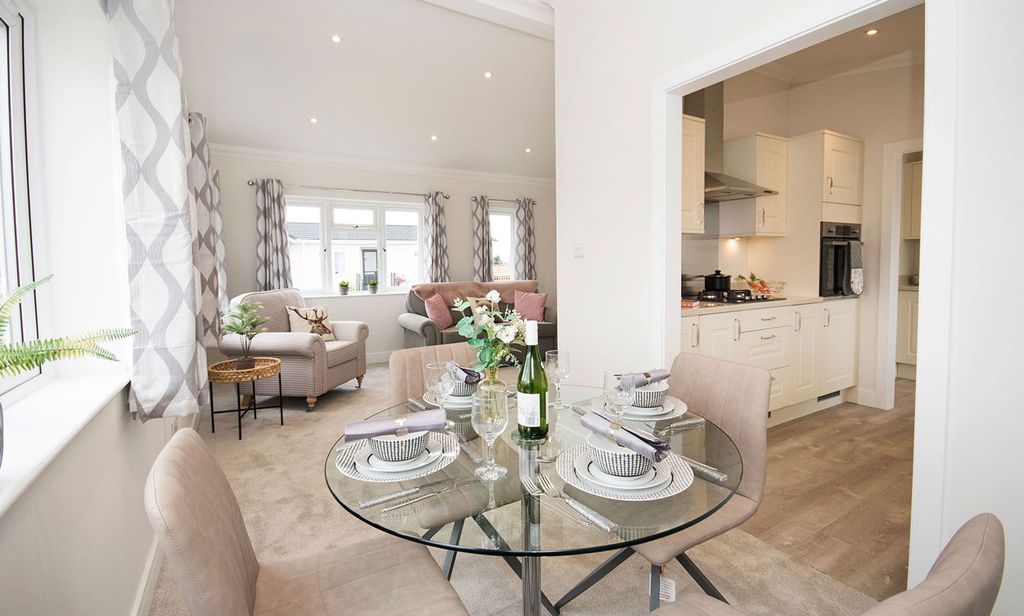 Property photo 3 of 6 Photo 3