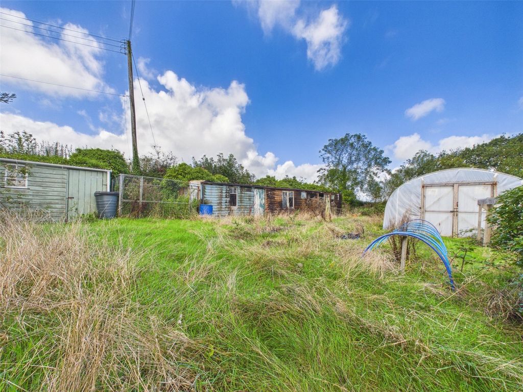 Property photo 2 of 31 Picture No. 41