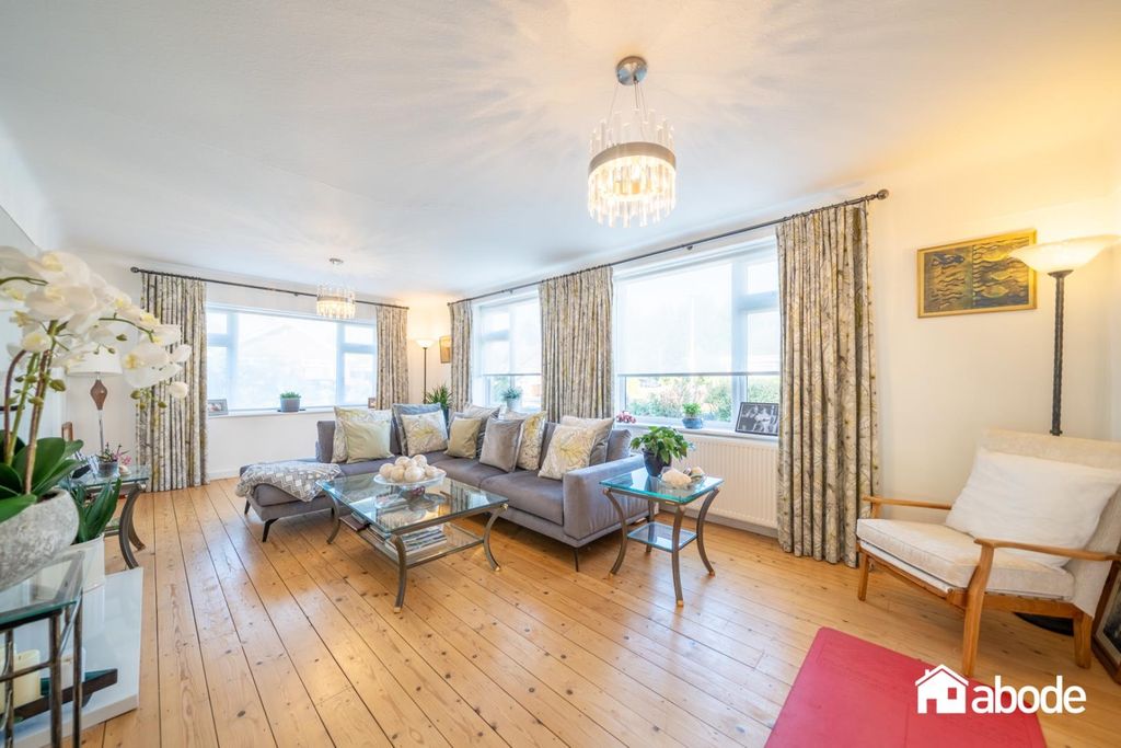 Property photo 3 of 35 Dsc05438-Hdr.Jpg