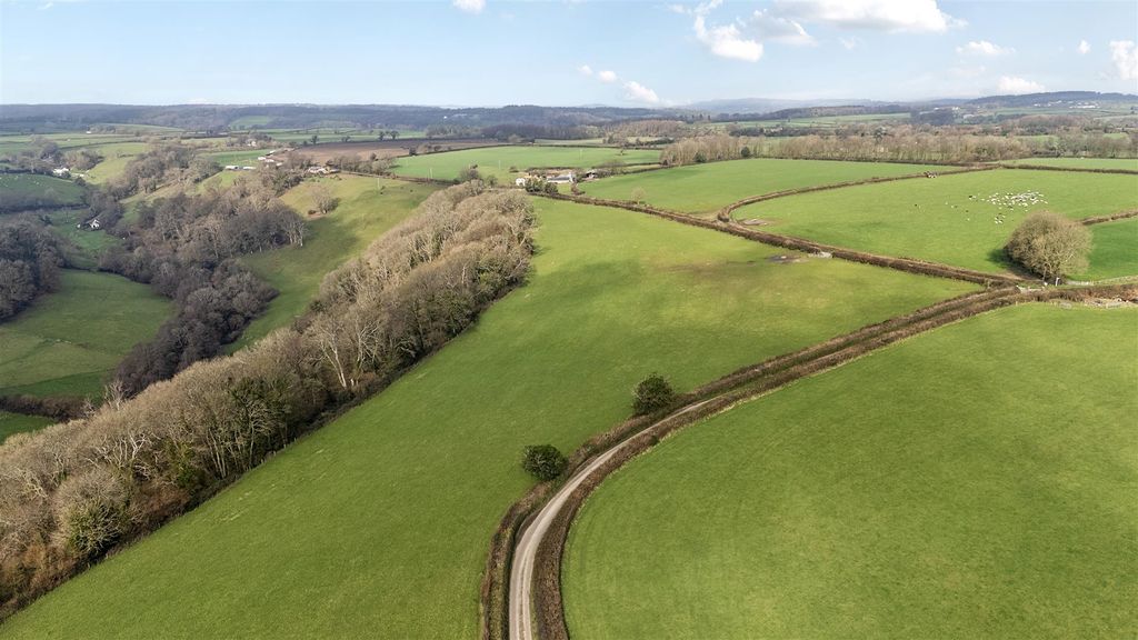 Property photo 3 of 6 1415097 (15).Jpg