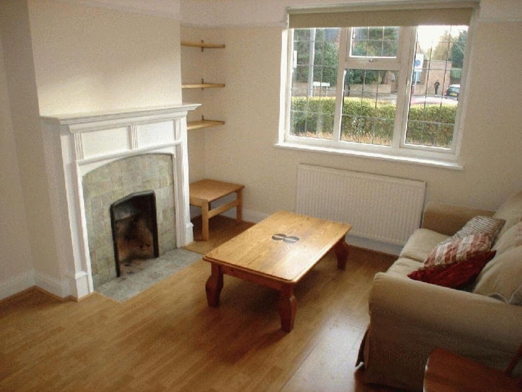 Property photo 1 of 3