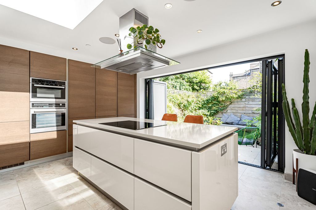 Property photo 1 of 38 Kitchen