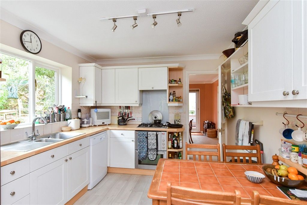 Property photo 2 of 12 Kitchen