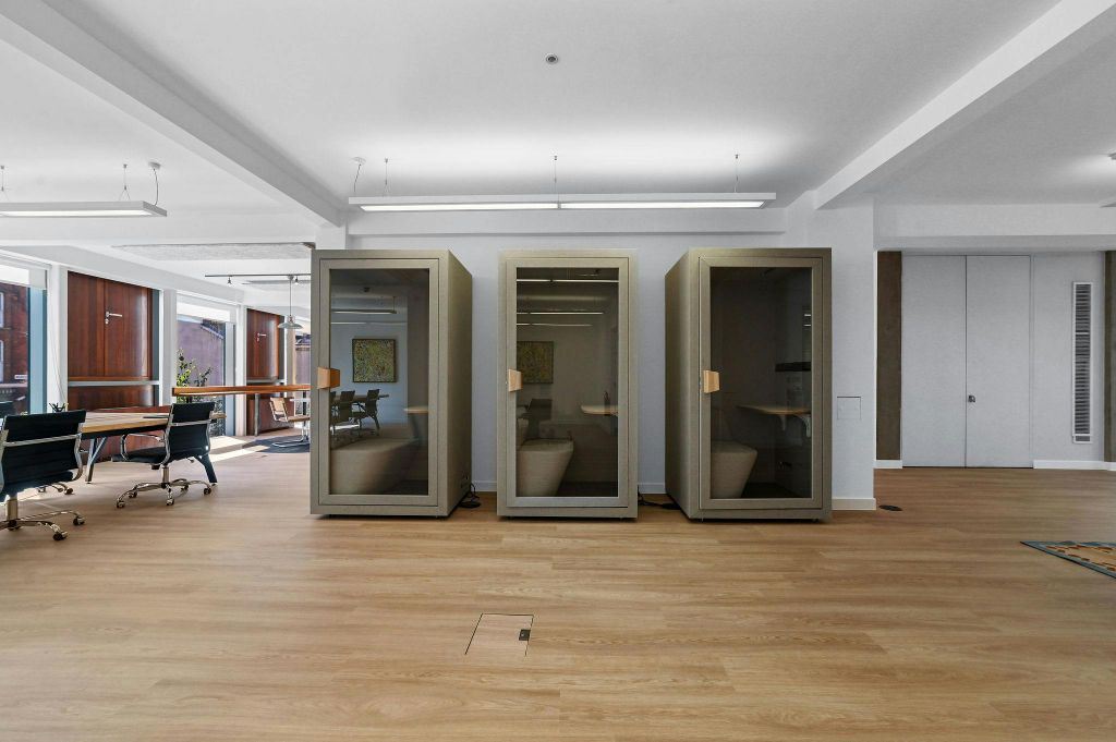 Property photo 3 of 48 MD-Bc-67-71Shoreditchhighstreet-26.Jpg