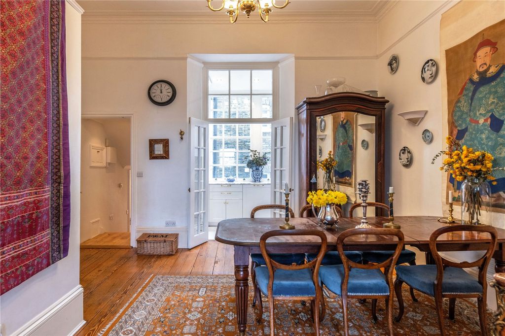 Property photo 3 of 18 Reception Room