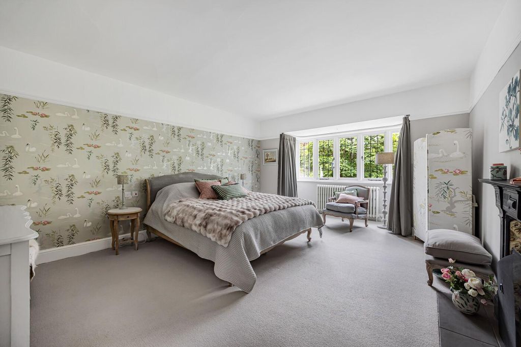 Additional image 16 of 7 bed detached house for saleHarpsden Woods, Harpsden, Henley-On-Thames, Oxfordshire RG9