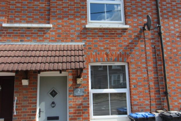 Property photo 2 of 17