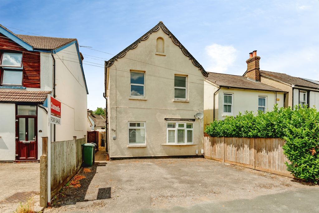 Property photo 1 of 9