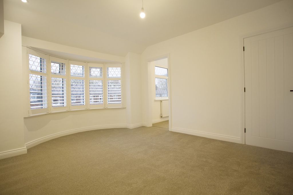 Property photo 3 of 29