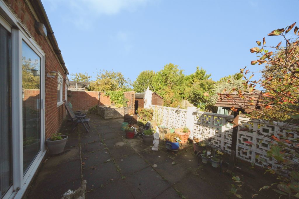 Property photo 3 of 12