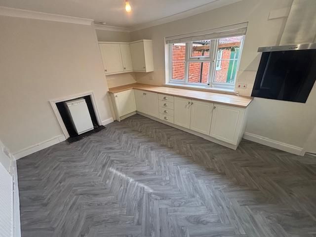 Property photo 2 of 13 Bedroom 1