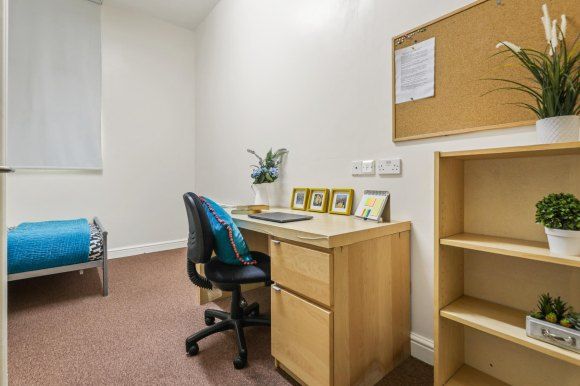 Property photo 2 of 8 8996207.Jpg