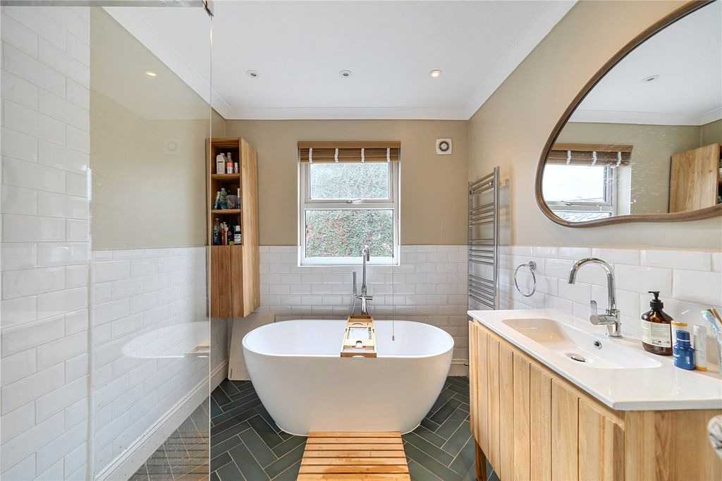 Property photo 3 of 17 Picture No. 38