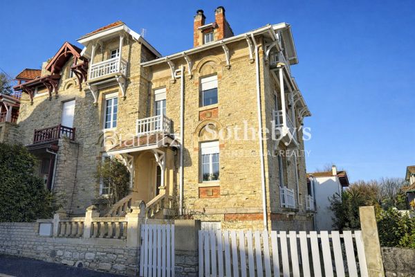 Property photo 2 of 7