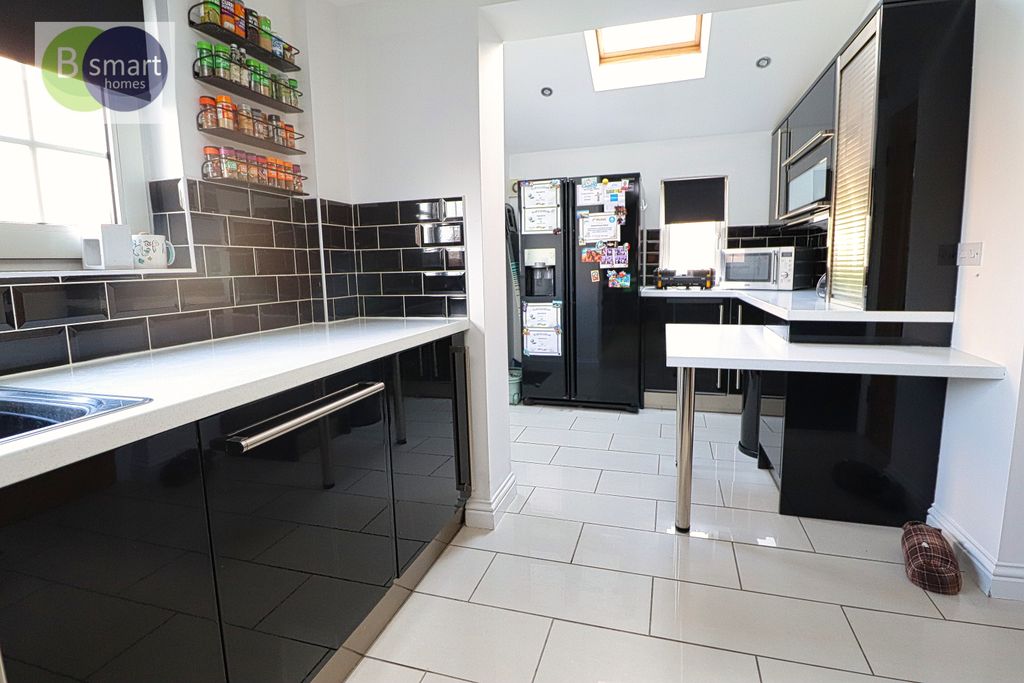 Property photo 3 of 20 Img_3515