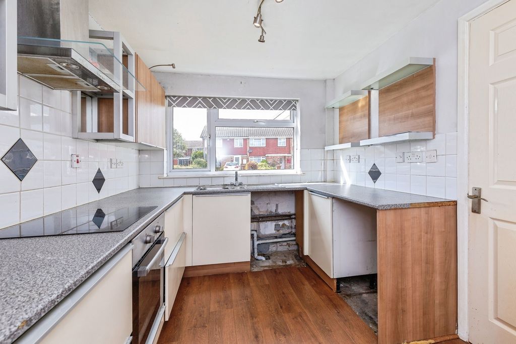Property photo 2 of 17 Pbox-Img.Jpg
