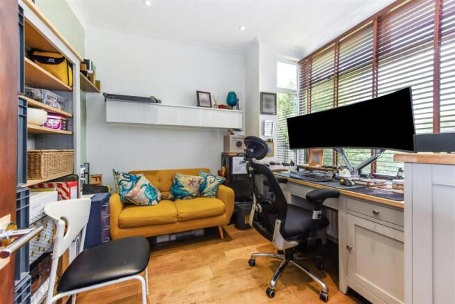 Property photo 3 of 28