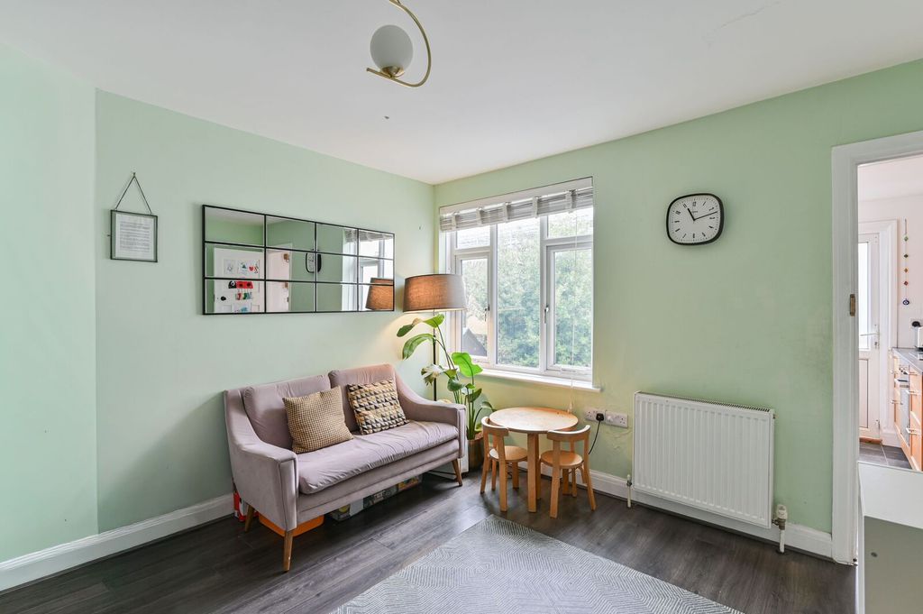 Additional image 15 of 3 bed maisonette for saleDorset Road, Mitcham CR4