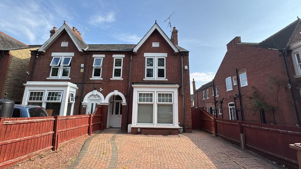 Property photo 1 of 11 Front