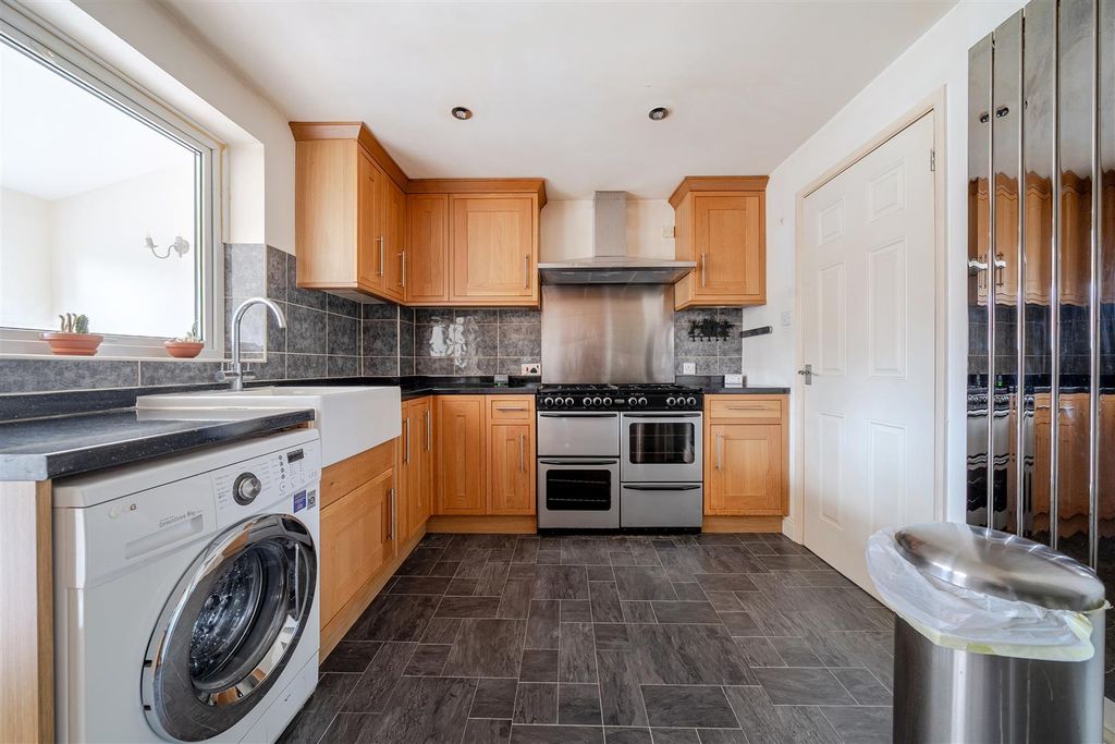 Property photo 3 of 20 1433808-14-69c14A32E7791.Jpg